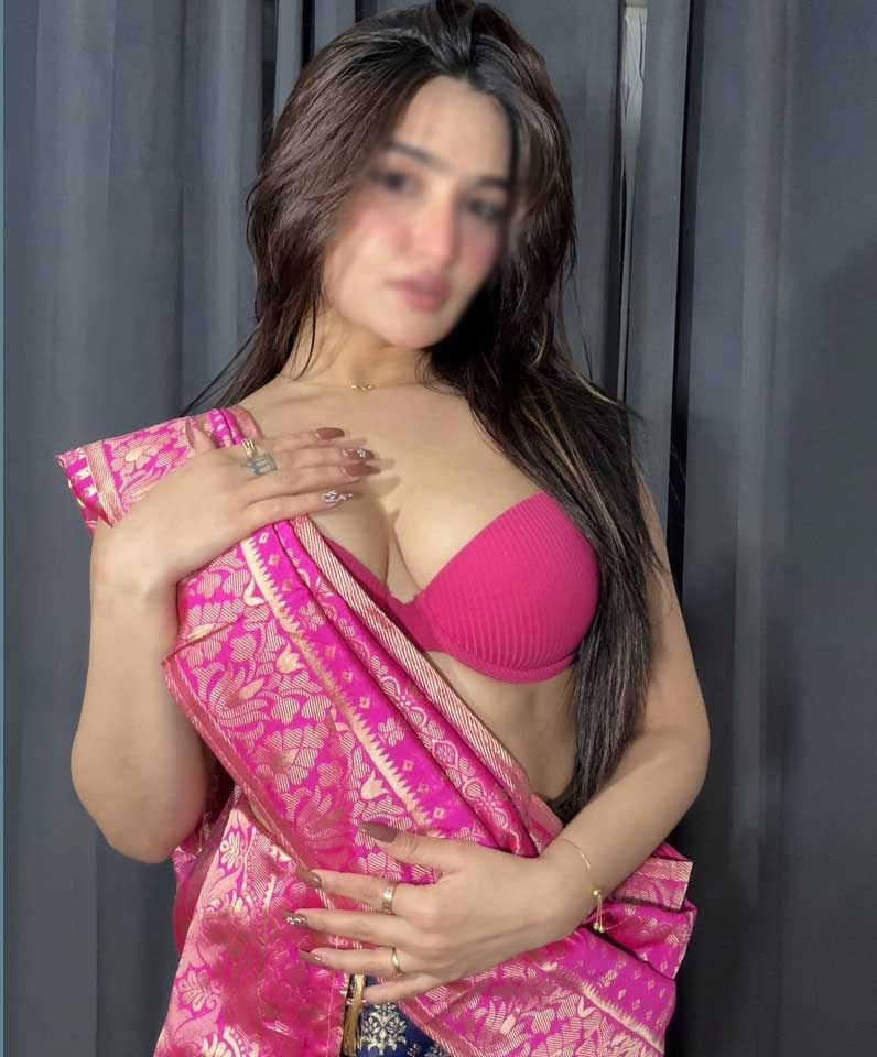Soniya Delhi Housewife Escort